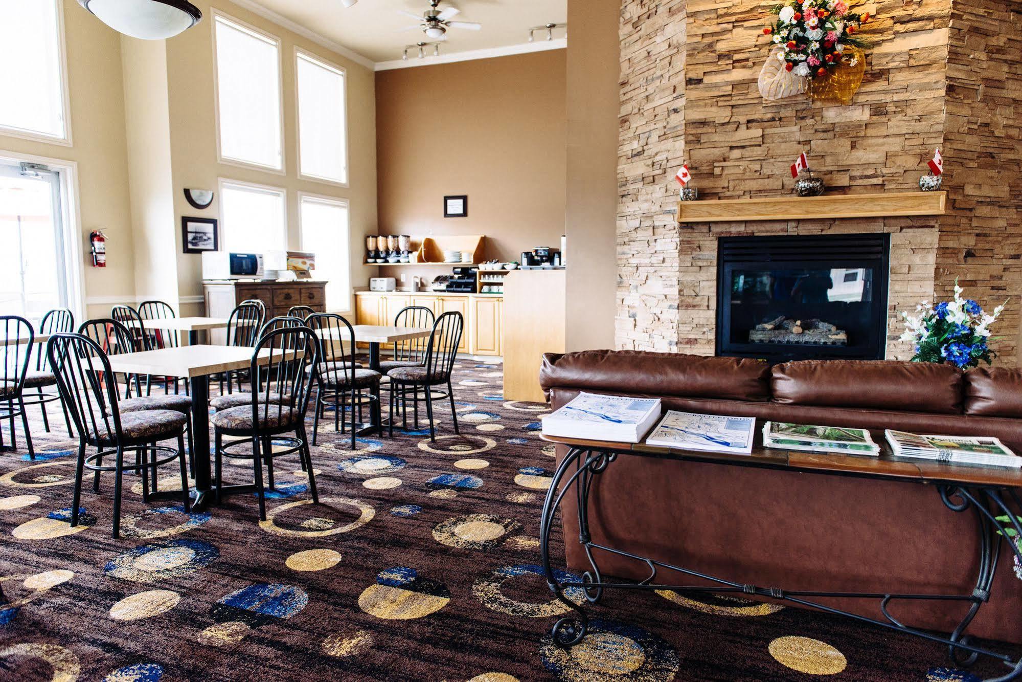 Canadian Motel נורת' בטלפורד מראה חיצוני תמונה