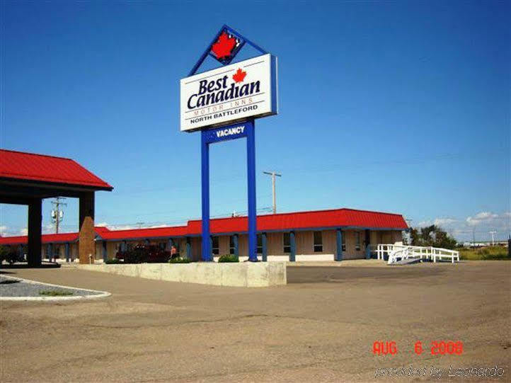 Canadian Motel נורת' בטלפורד מראה חיצוני תמונה