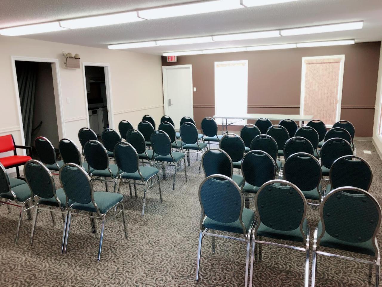 Canadian Motel נורת' בטלפורד מראה חיצוני תמונה